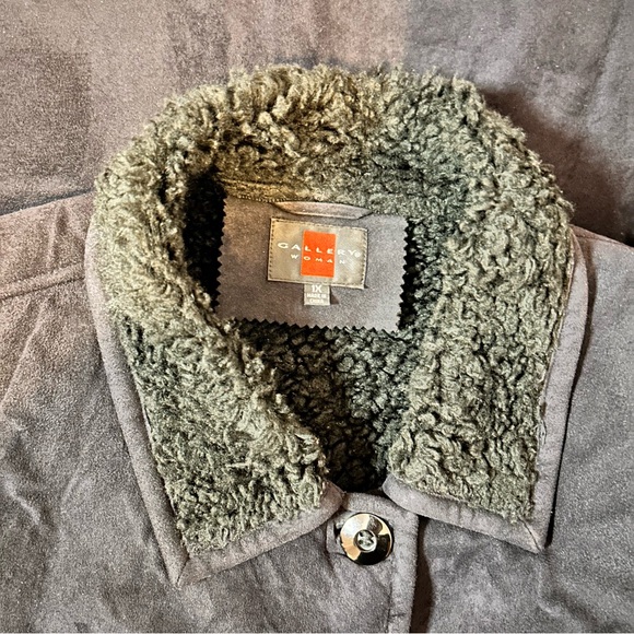 Gallery Woman Black Faux Suede Coat - Size 1X - Picture 11 of 14